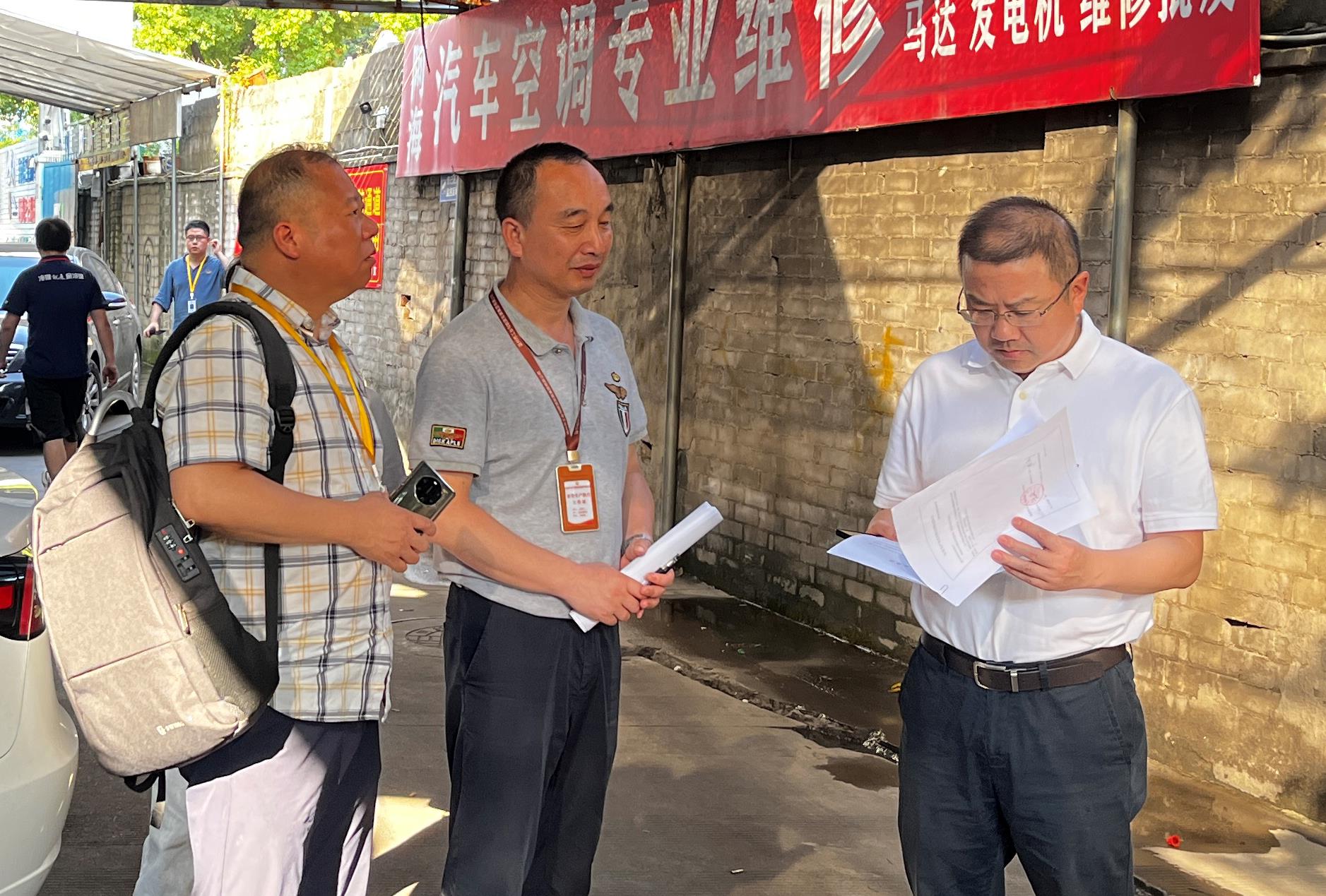 集團(tuán)黨委委員、紀(jì)委書記陳小偉帶隊檢查 面粉公司安全生產(chǎn)工作